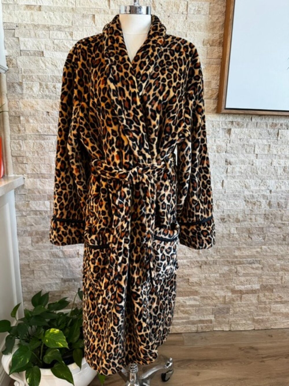 PJ Salvage Long Leopard Print Robe XL
